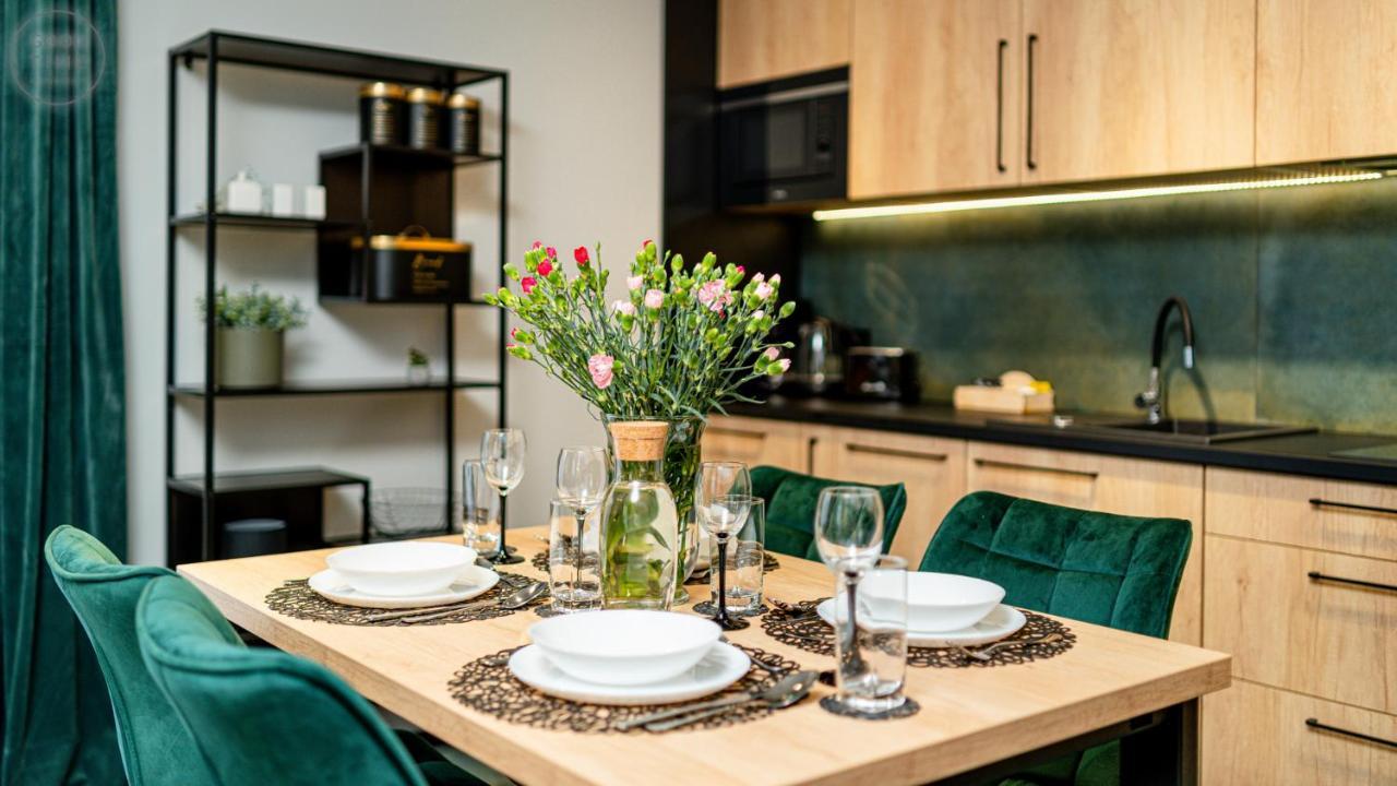 Apartamenty Good Time - Stone Hill IV ชกลาร์สกา ปอเรมบา ภายนอก รูปภาพ