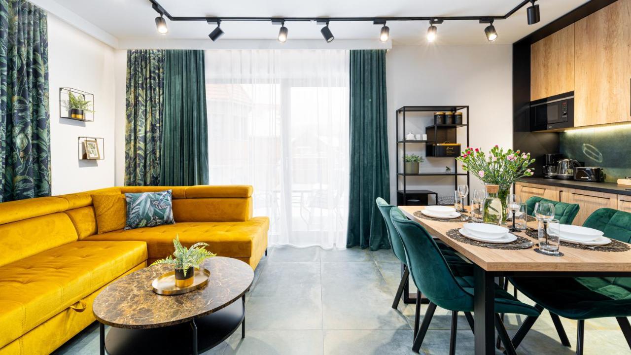 Apartamenty Good Time - Stone Hill IV ชกลาร์สกา ปอเรมบา ภายนอก รูปภาพ