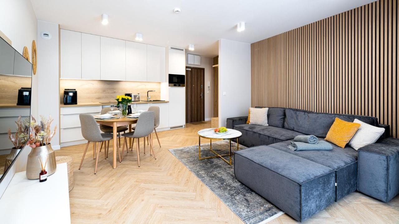 Apartamenty Good Time - Stone Hill IV ชกลาร์สกา ปอเรมบา ภายนอก รูปภาพ