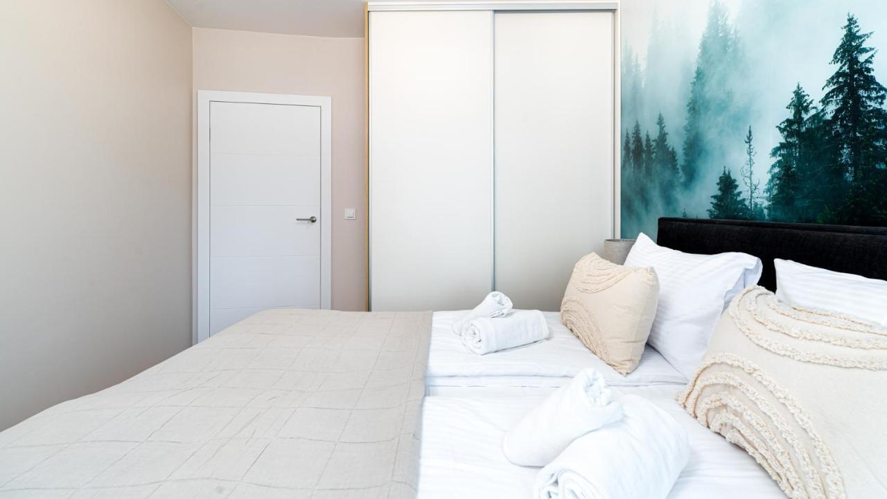 Apartamenty Good Time - Stone Hill IV ชกลาร์สกา ปอเรมบา ภายนอก รูปภาพ